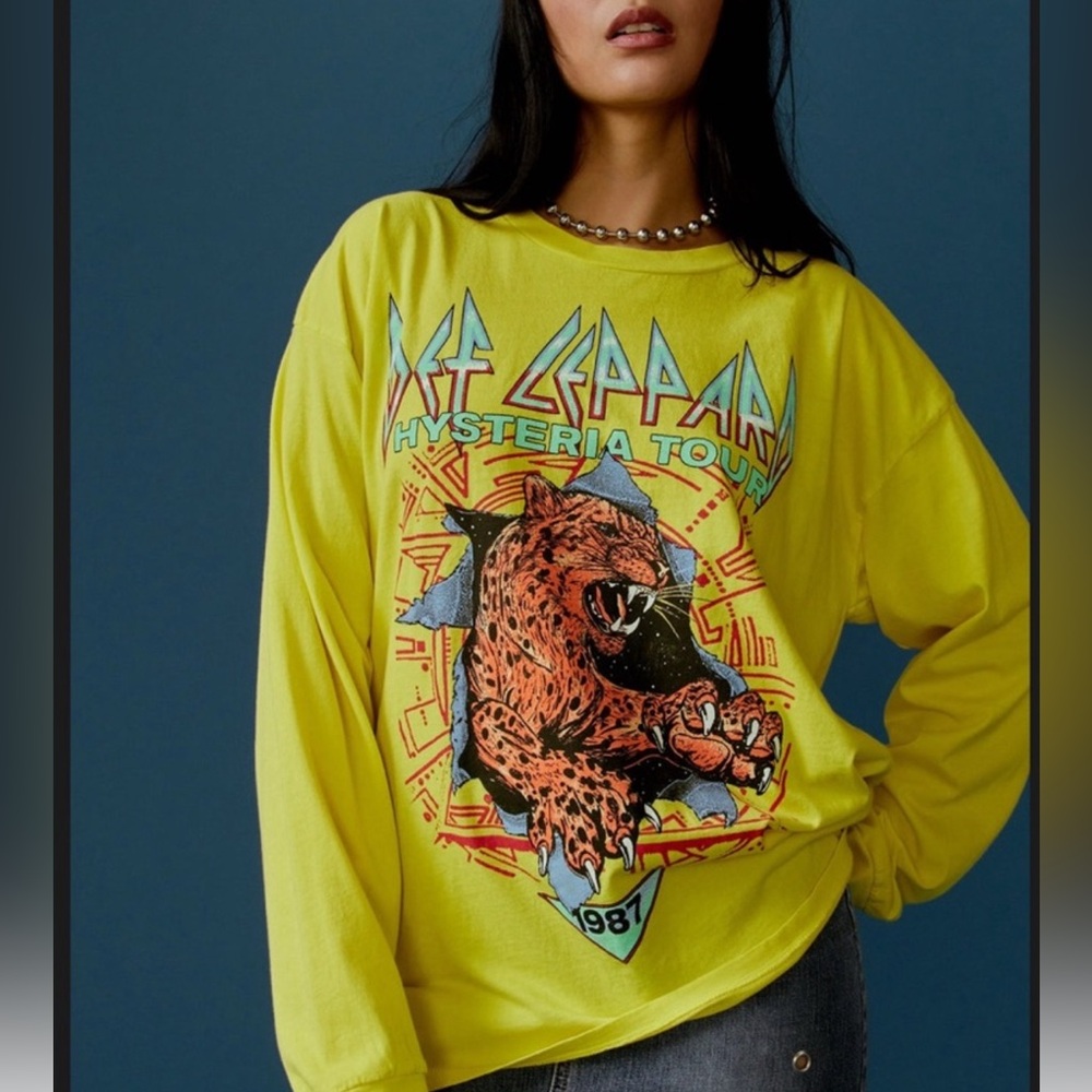 Daydreamer Def Leopard Boyfriend Tee, NEW
